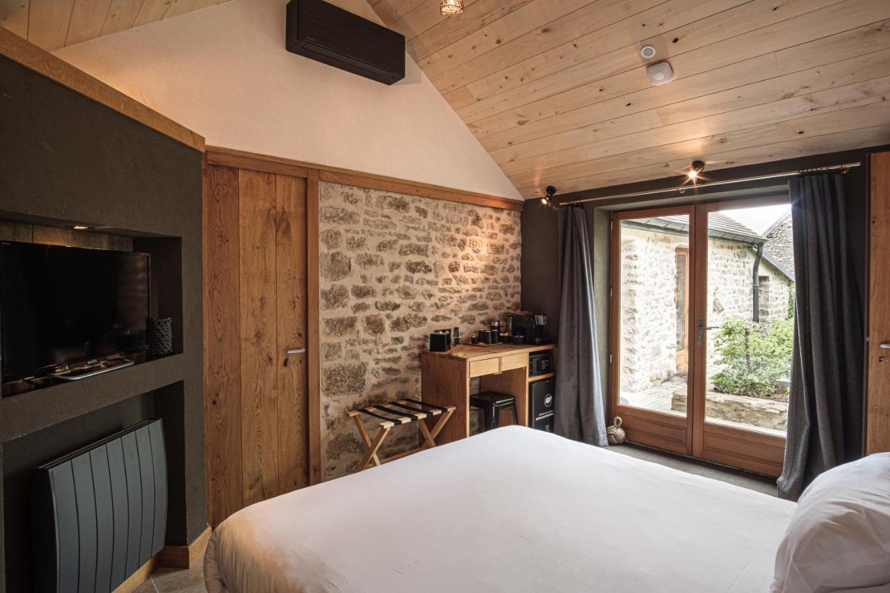 Le Domaine Des Pres Verts Suites & Chambres Avec Jacuzzi Privatif Jouey ภายนอก รูปภาพ